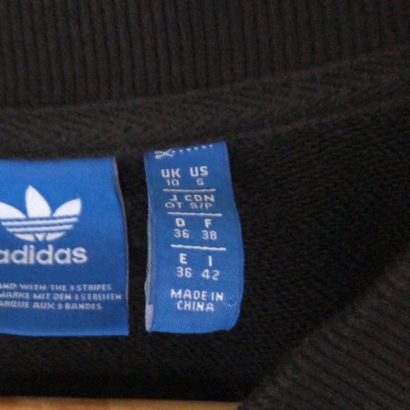 Adidas Crewneck Pullover! - Picture 3 of 5